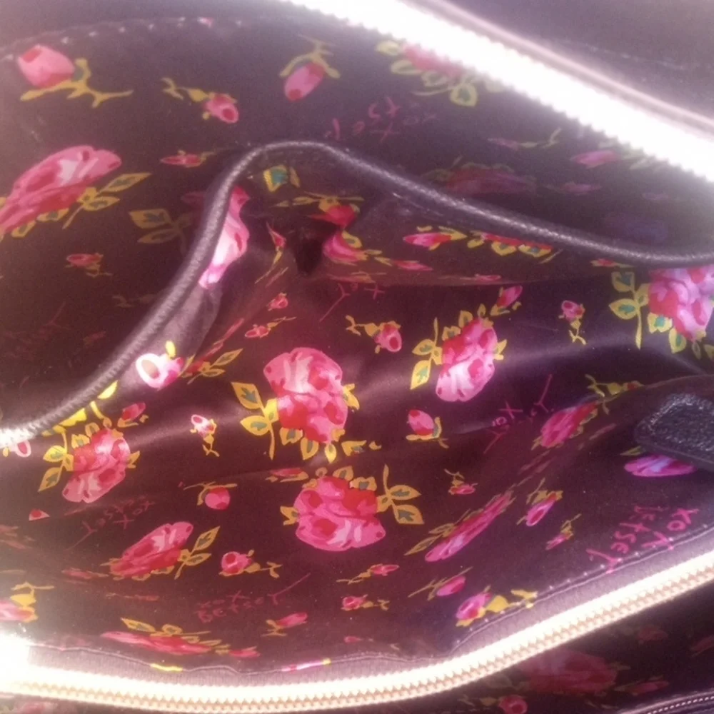 Betsey Johnson guc call